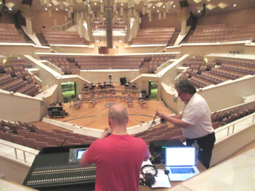 ::::Meine Bilder:Berlin CJD Konzert 3.10. 2015:Aufbau 5.1 Surround bis Ein Uhr nachtsk.jpg