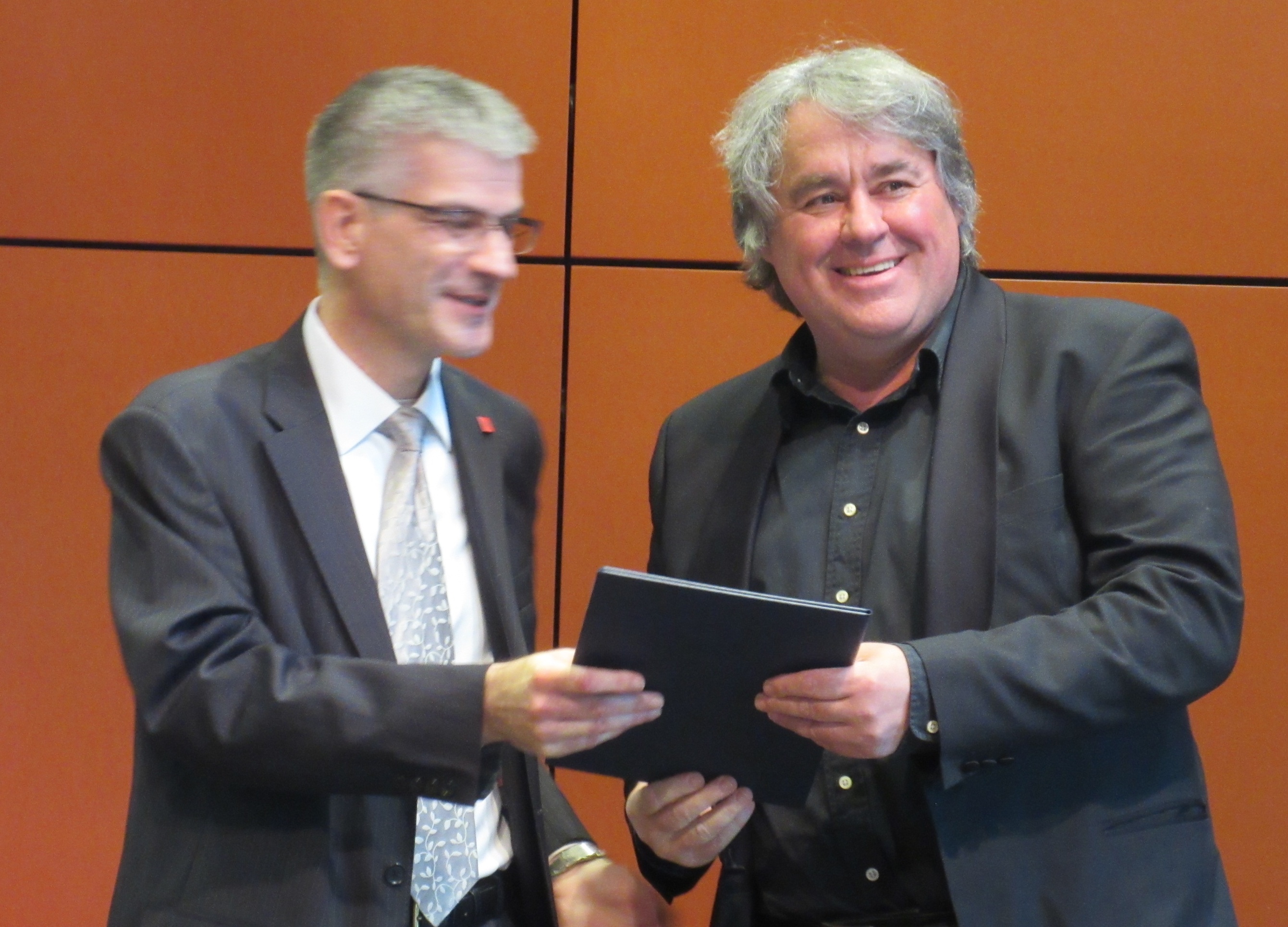 ::::Meine Bilder:GFK FEllowship an Peter  22.Mai Uni Mainz:GFK Feier 6.jpg